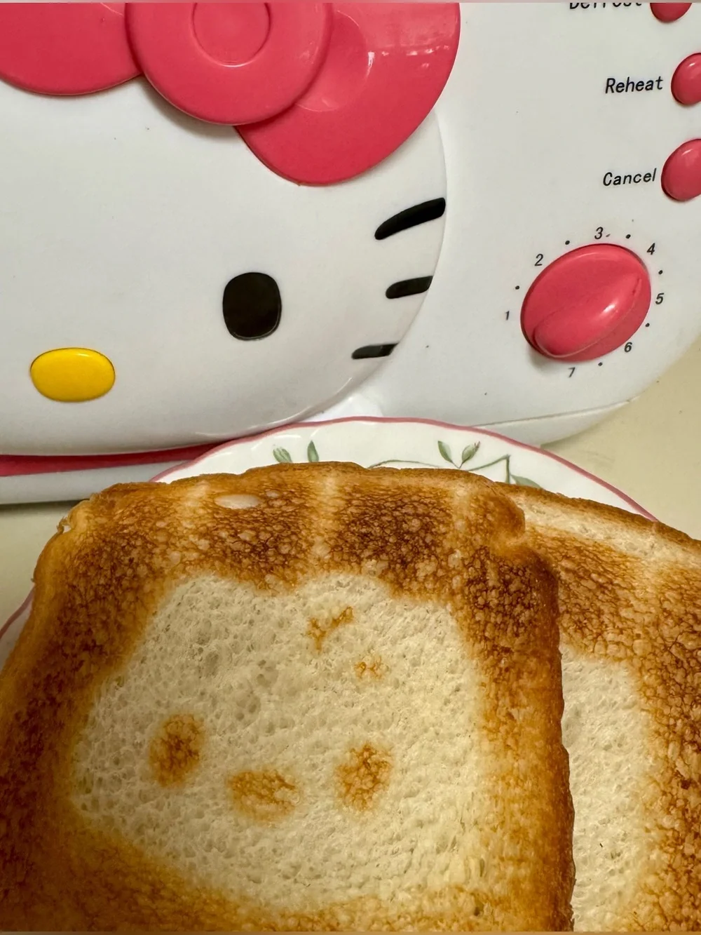 Vintage Sanrio Hello Kitty Toaster